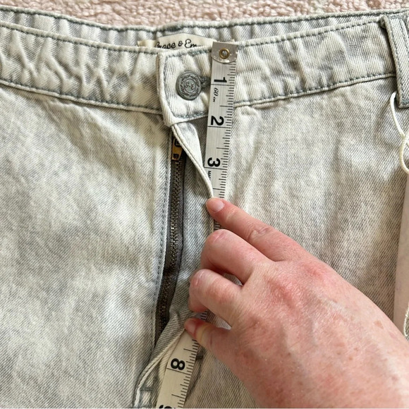 NWT Grace & Emma Straight Leg Distressed Stone Wash Jean Size 18 Gray White - Picture 10 of 13